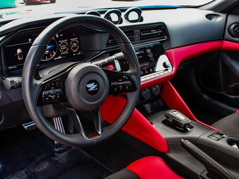 Used 2025 Nissan Z Performance w/ Floor Mat Package image 13