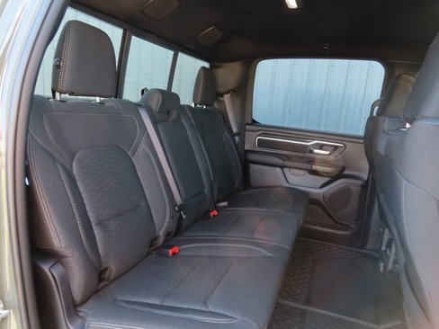 New 2026 RAM 1500 4x4 Crew Cab image 30