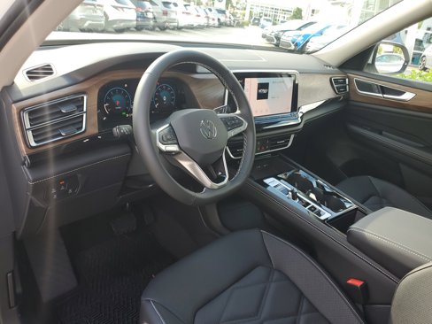 New 2026 Volkswagen Atlas SE image 19