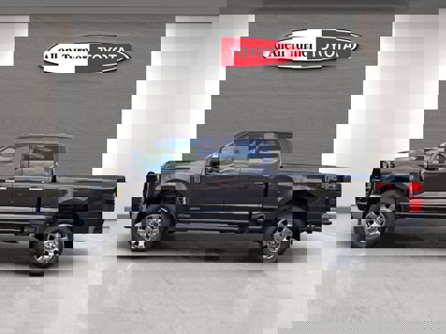 Used 2024 Ford F350 Lariat w/ Lariat Ultimate Package image 10
