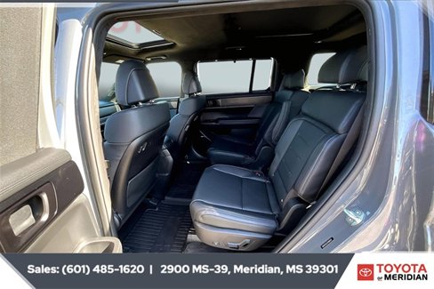 Used 2025 Hyundai Santa Fe Calligraphy image 18
