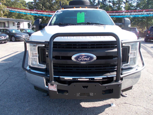 Used 2018 Ford F350 XL w/ Power Equipment Group image 2