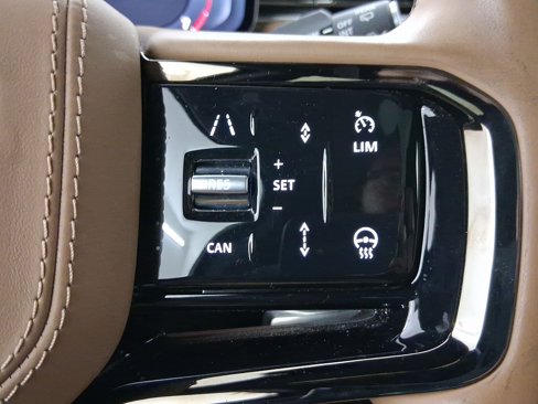 Used 2024 Land Rover Range Rover Sport Dynamic SE image 22