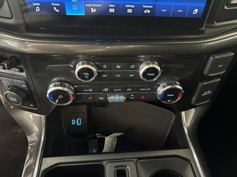 Used 2022 Ford F150 XLT w/ Equipment Group 302A High image 23