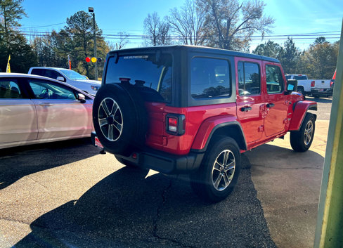 Used 2023 Jeep Wrangler Unlimited Sahara image 8
