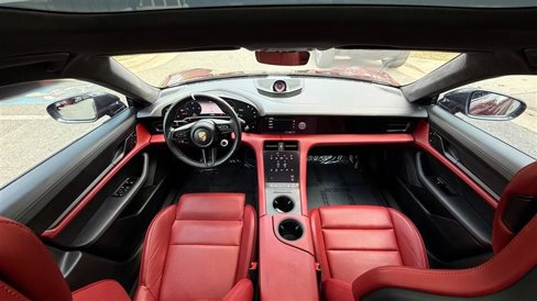 Used 2023 Porsche Taycan 4S image 18