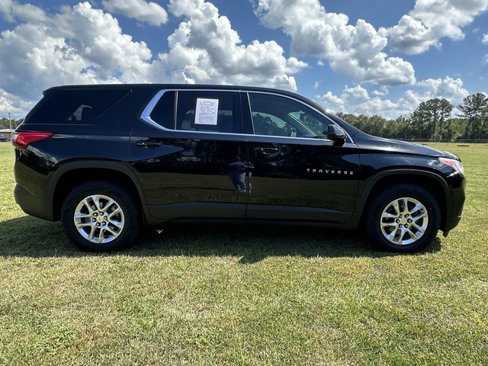 Used 2020 Chevrolet Traverse LS image 4