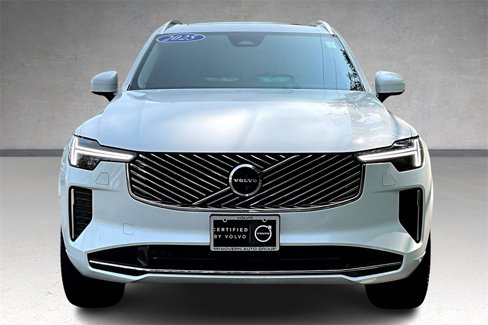 Certified 2025 Volvo XC90 B5 Core w/ Climate Package image 2