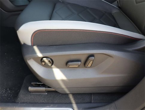 New 2025 Volkswagen Atlas Peak Edition SE image 24