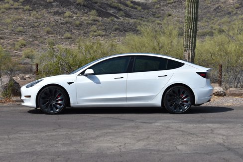 Used 2022 Tesla Model 3 Performance image 6