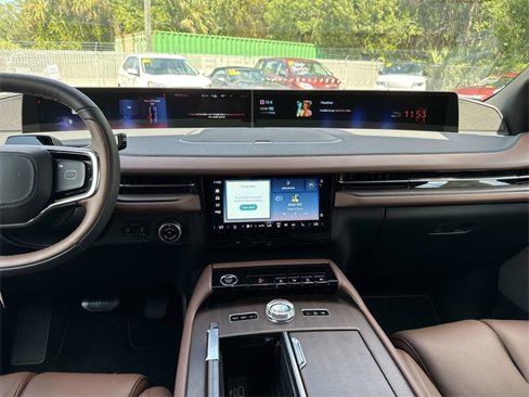New 2025 Lincoln Navigator Reserve image 14