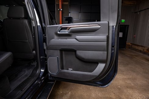 Used 2025 GMC Sierra 3500 SLT w/ SLT Convenience Package image 39