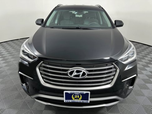 Used 2017 Hyundai Santa Fe SE image 3