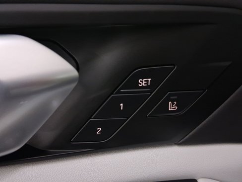 New 2026 BMW X5 sDrive40i w/ Climate Comfort Package image 21