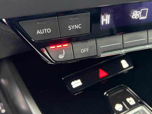 Used 2023 Audi Q4 e-tron Premium Plus image 24