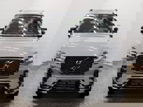 New 2026 Volvo XC60 T8 Plus w/ Protection Package Premier image 5