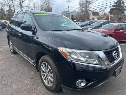 Used 2015 Nissan Pathfinder SL w/ SL Tech Package image 3