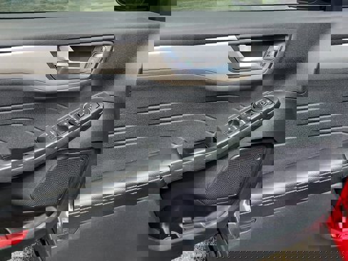Used 2022 Ford Escape SEL image 16