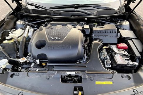 Used 2021 Nissan Maxima Platinum w/ Sport Mat Group image 9