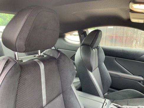 New 2025 Toyota GR86 Premium image 18