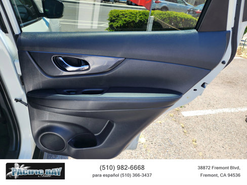 Used 2019 Nissan Rogue SV image 20