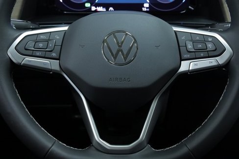 New 2026 Volkswagen Atlas SE image 11