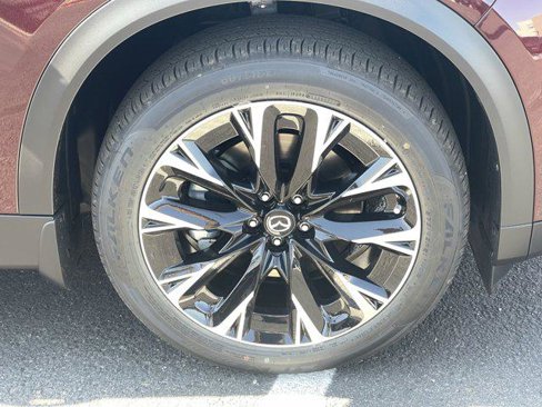 New 2025 MAZDA CX-90 Plug-In Hybrid w/ Premium Plus image 13