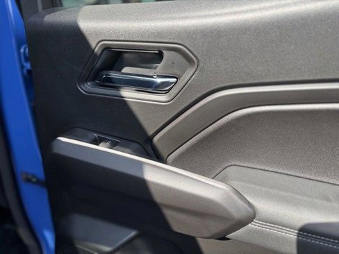 New 2025 GMC Canyon Elevation image 18