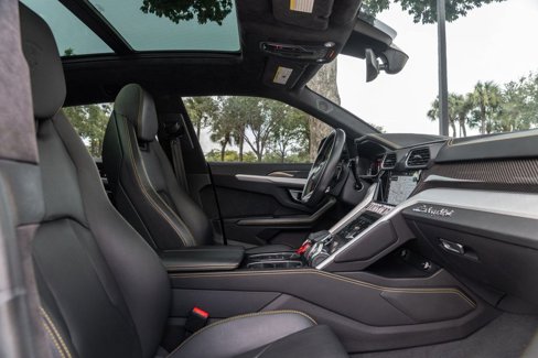 Used 2022 Lamborghini Urus image 27