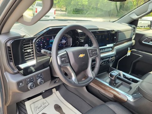 New 2025 Chevrolet Silverado 1500 LT image 11
