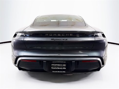 Used 2025 Porsche Taycan 4S image 10