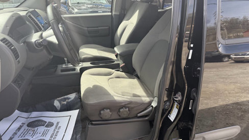 Used 2013 Nissan Xterra S image 10