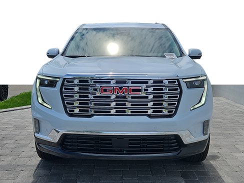 New 2026 GMC Acadia Denali w/ Super Cruise Package image 2