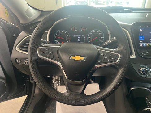 Used 2022 Chevrolet Malibu LT image 14