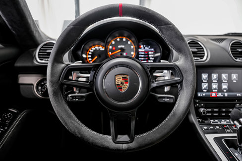 Used 2021 Porsche 718 Cayman GT4 image 10