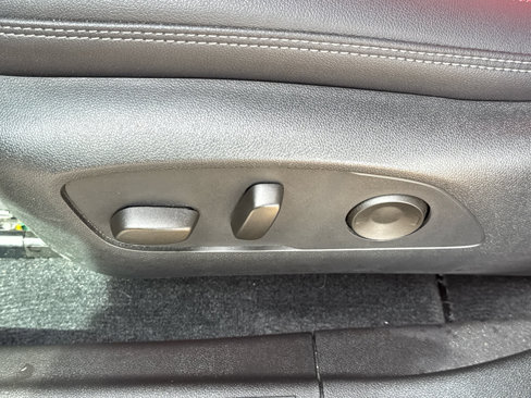 New 2025 Chevrolet Equinox EV RS w/ Active Safety Package 3 image 11