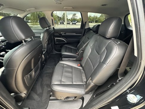 Used 2023 Kia Telluride S image 26