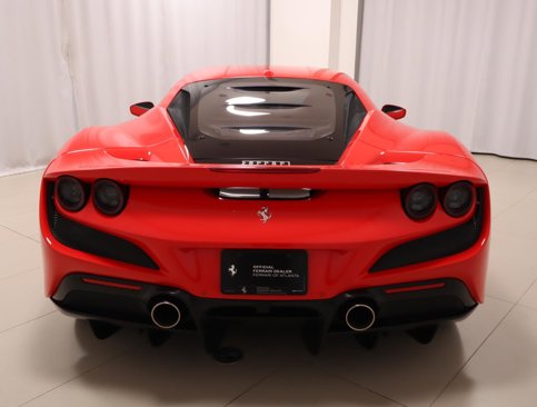 Certified 2022 Ferrari F8 Tributo image 12