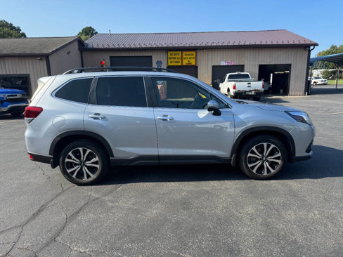 Used 2023 Subaru Forester Limited image 3