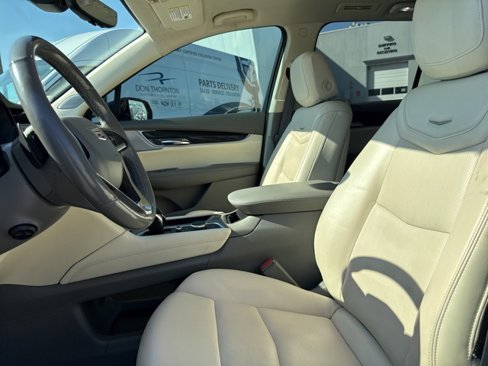 Certified 2021 Cadillac XT6 Premium Luxury image 10