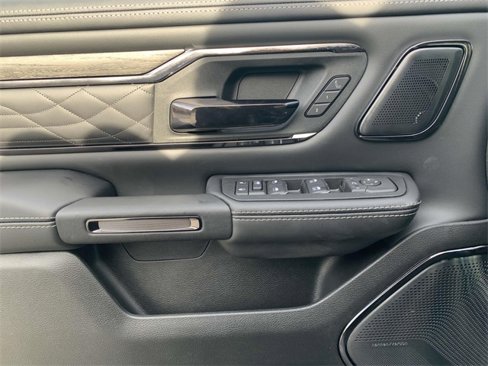 New 2025 RAM 1500 Limited w/ Body Color Bumper Group image 7