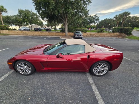 Used 2007 Chevrolet Corvette Convertible w/ Preferred Equipment Group image 9
