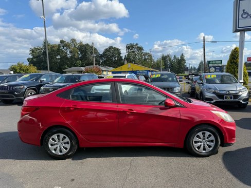 Used 2017 Hyundai Accent SE image 6