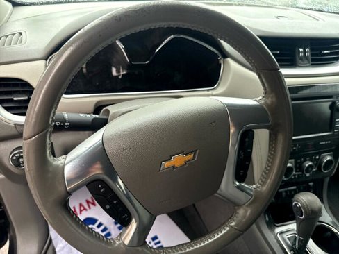 Used 2015 Chevrolet Traverse LT image 12