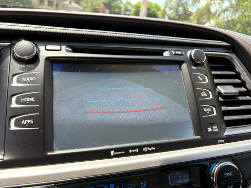 Used 2017 Toyota Highlander XLE image 34
