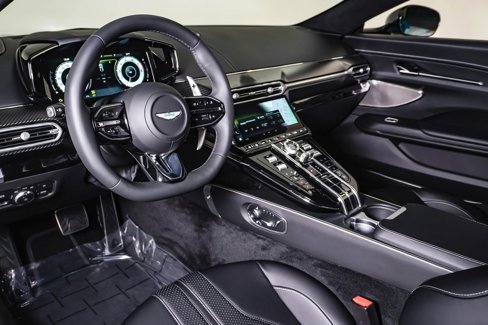 New 2025 Aston Martin V8 Vantage Coupe image 22