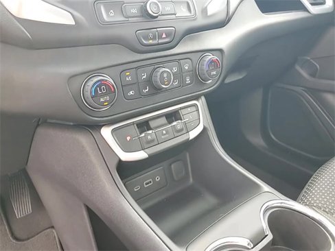 Used 2022 GMC Terrain SLE w/ Driver Convenience Package image 20