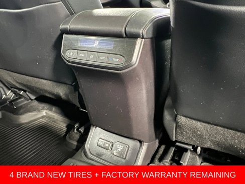 Used 2023 Toyota Highlander Limited image 18