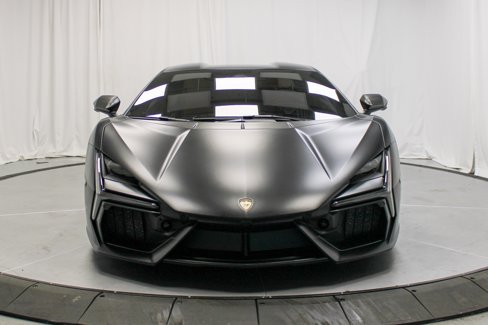 Used 2025 Lamborghini Revuelto image 8