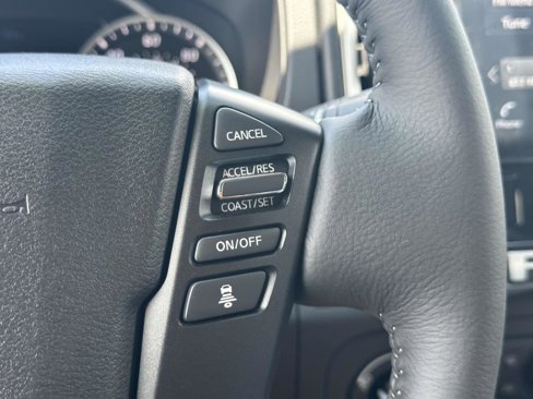 Used 2025 Nissan Frontier SV w/ SV Convenience Package image 25